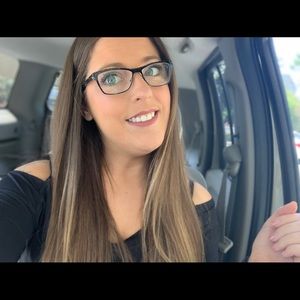 Meet your Posher, Michele